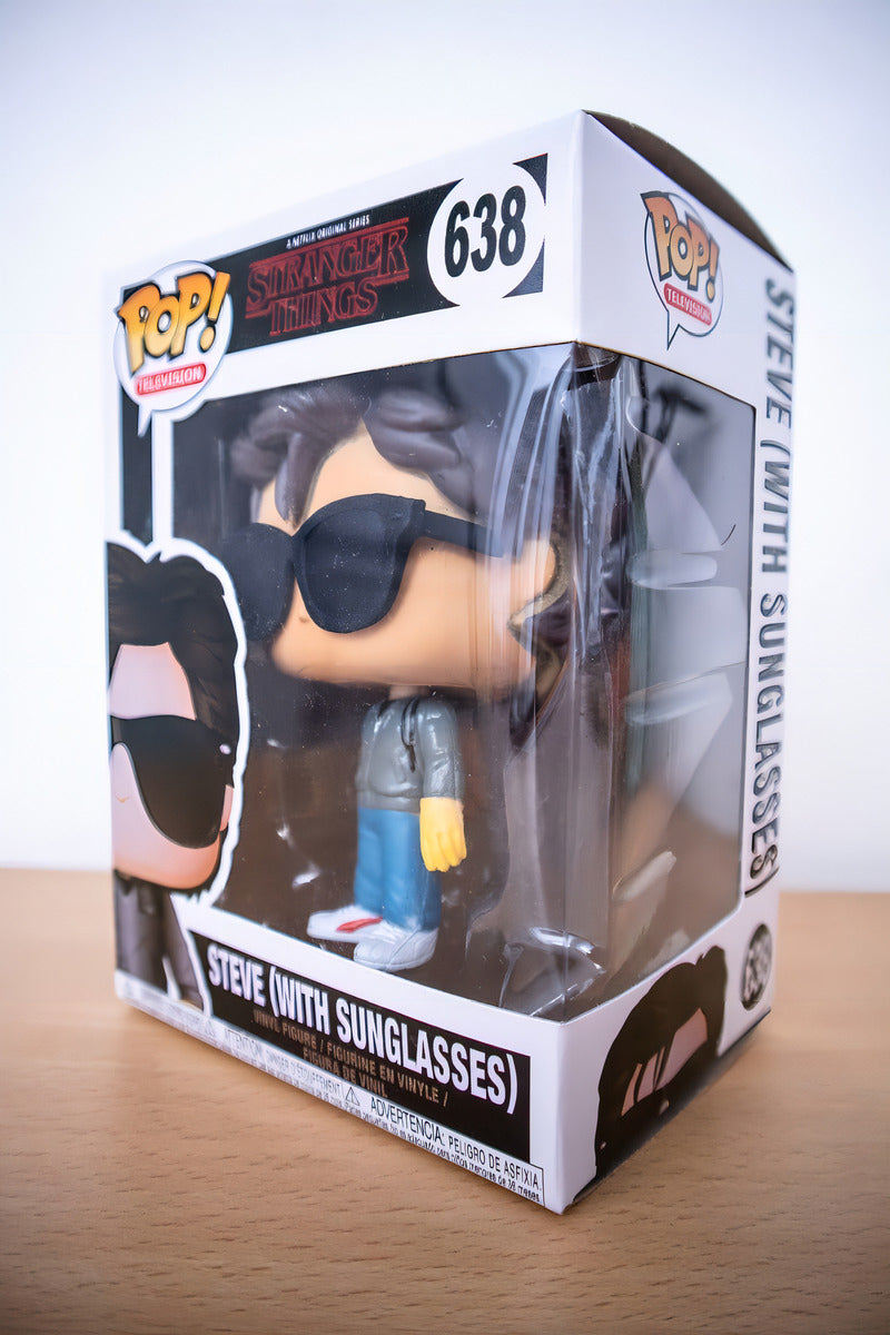 Figura De Acción Steve With Sunglasses 30877 De Funko Pop! Television
