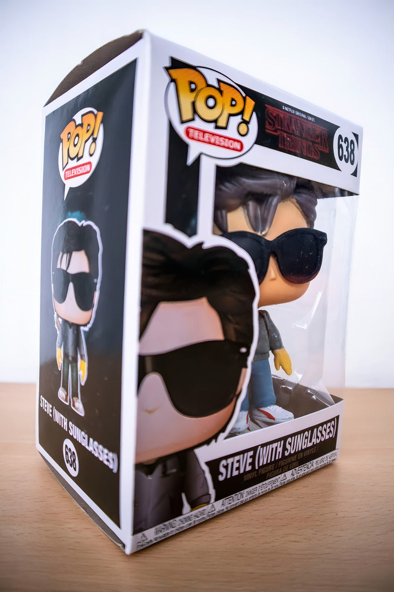 Figura De Acción Steve With Sunglasses 30877 De Funko Pop! Television