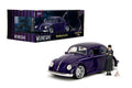 Jada Toys - 1:24 Wednesday 1972 VW Beetle con Cifras de miércoles y Cosas, Juguete Coleccionable para Adultos y niños