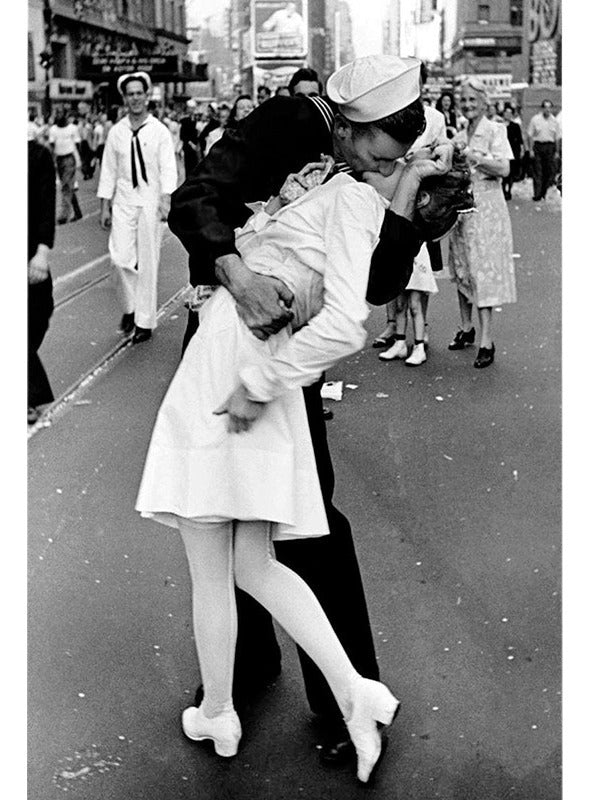Rompecabezas 1000 Piezas Beso En Times Square - Eurographics