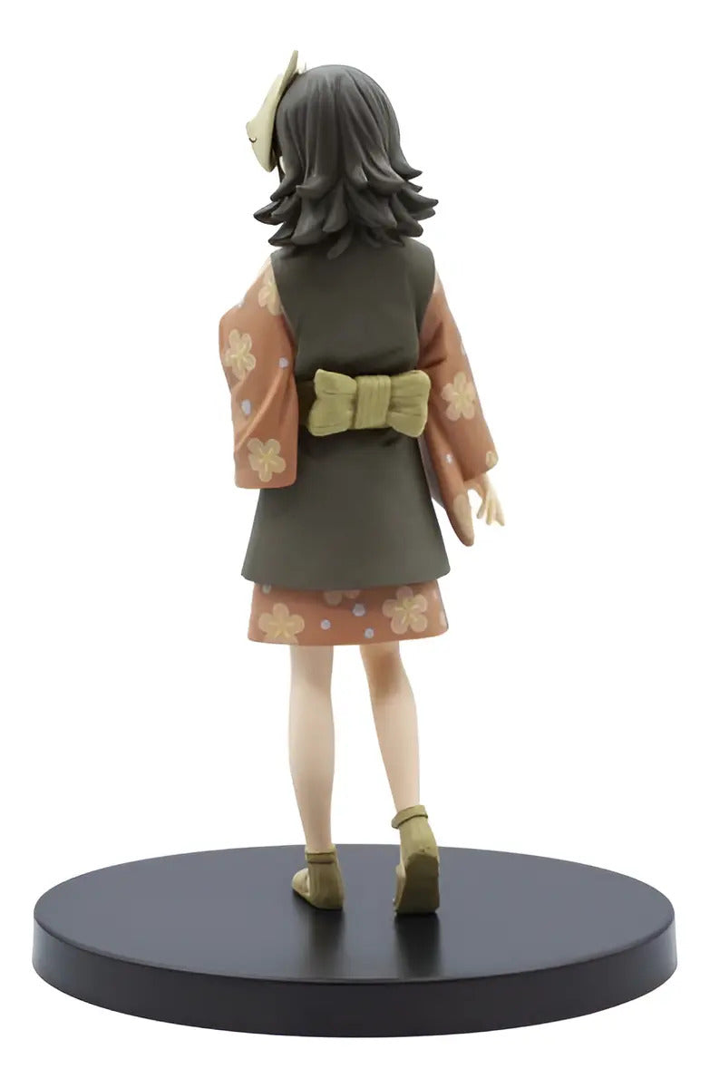 Muñeca Banpresto Demon Slayer: Kimetsu No Yaiba Makomo 15 Cm