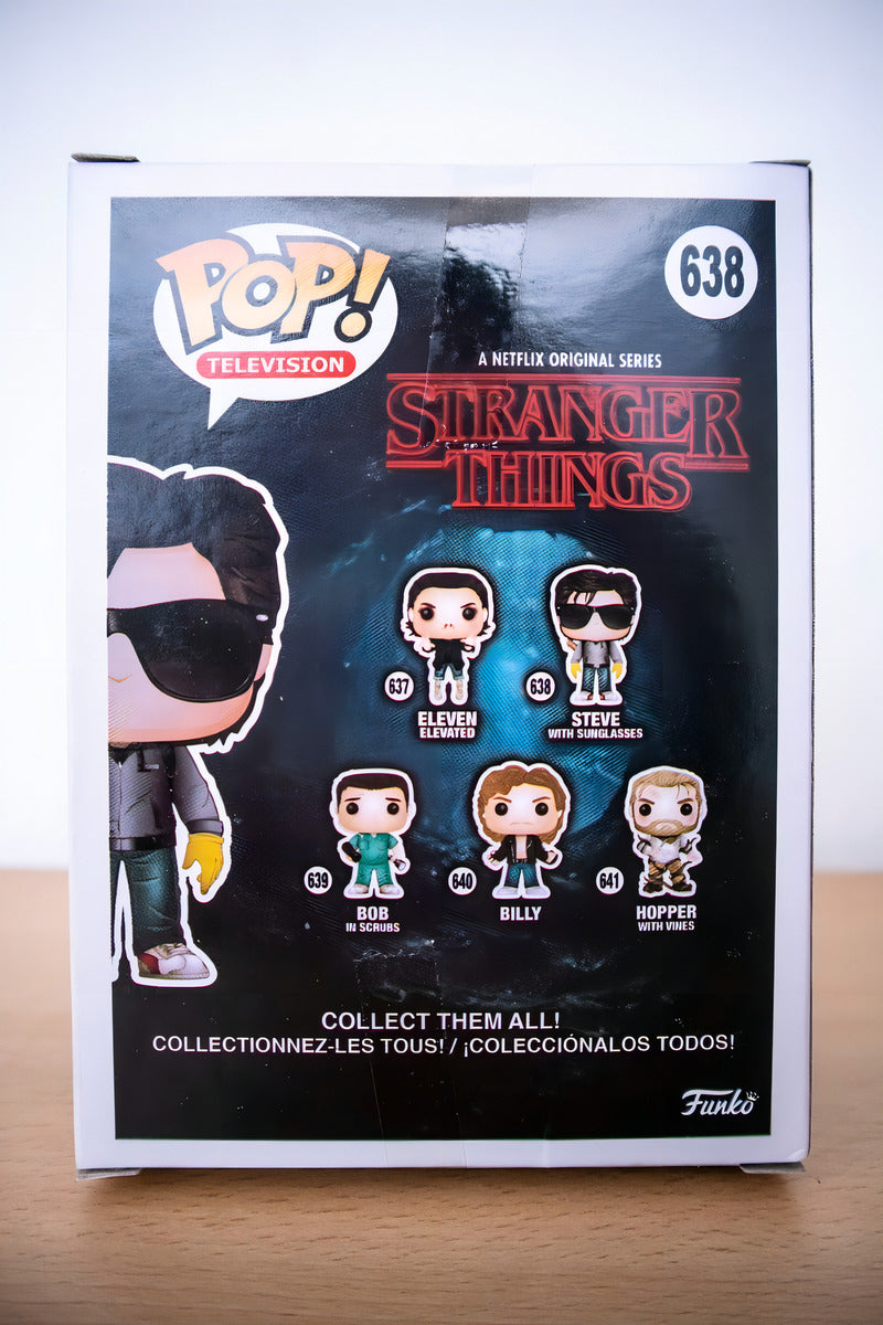 Figura De Acción Steve With Sunglasses 30877 De Funko Pop! Television