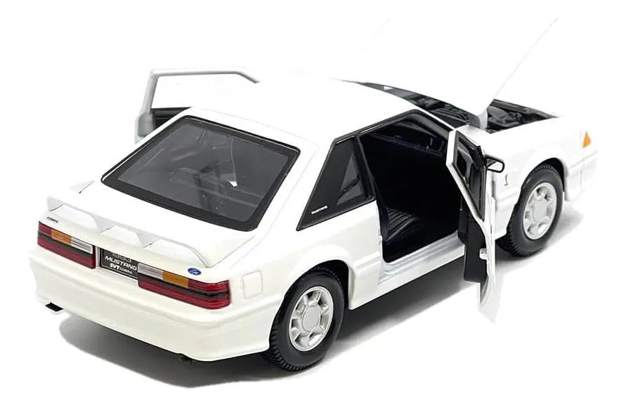 Vehículo 1:24 Escala 1993 Ford Mustang Svt Cobra Maisto