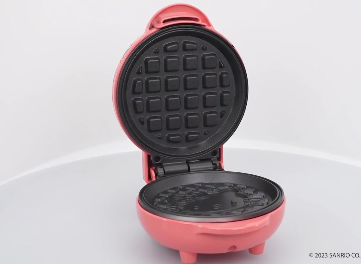 Hello Kitty Mini Wafflera Uncanny Brands Color Rosa Claro