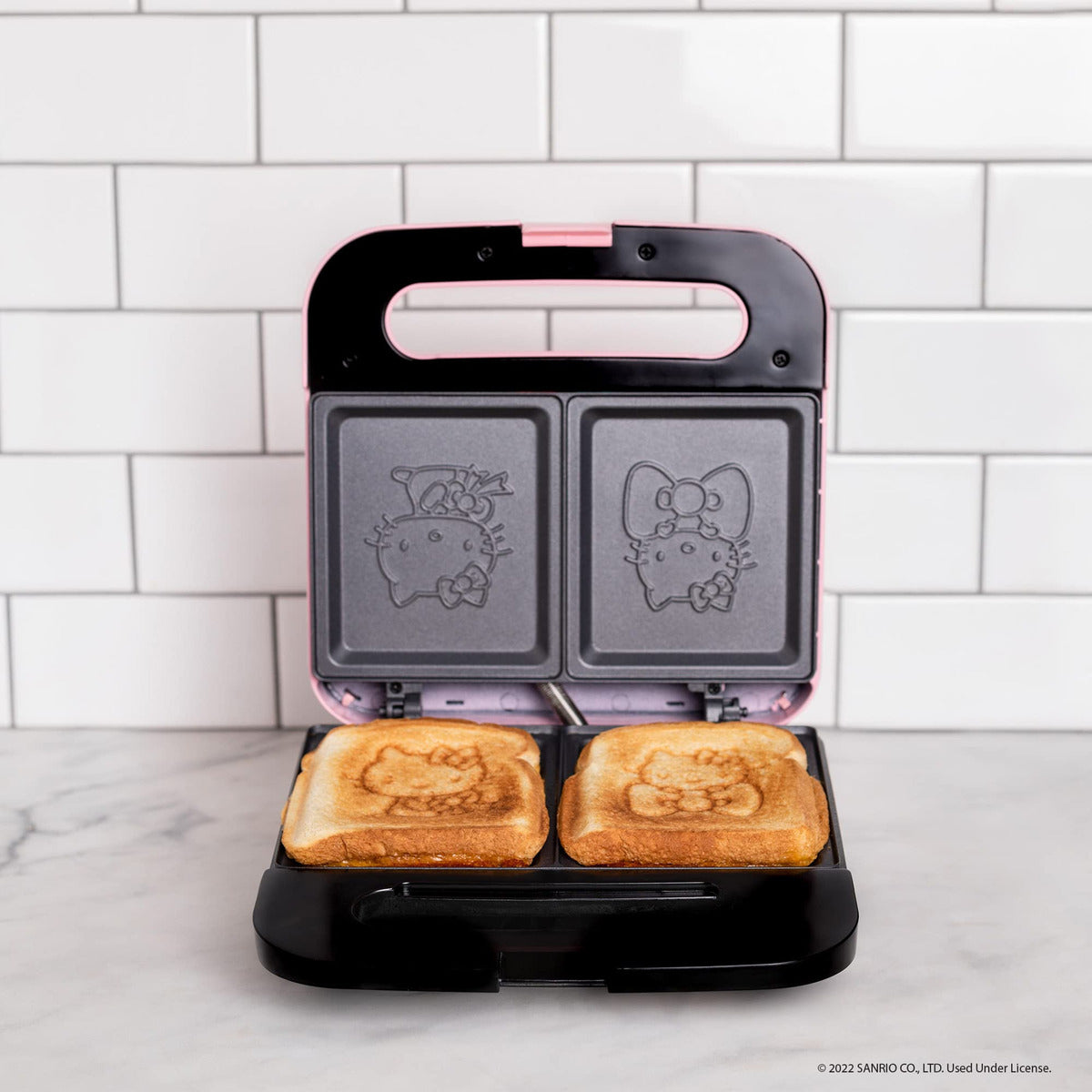 Sandwichera Eléctrica Uncanny Brands Plateada 750w
