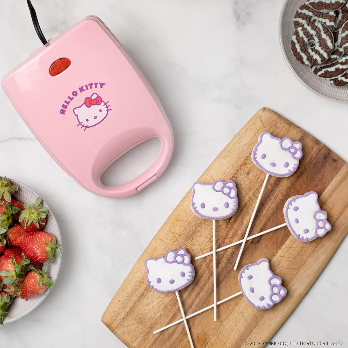 Hello Kitty Fábrica De Paletas De Pastel Uncanny Brands