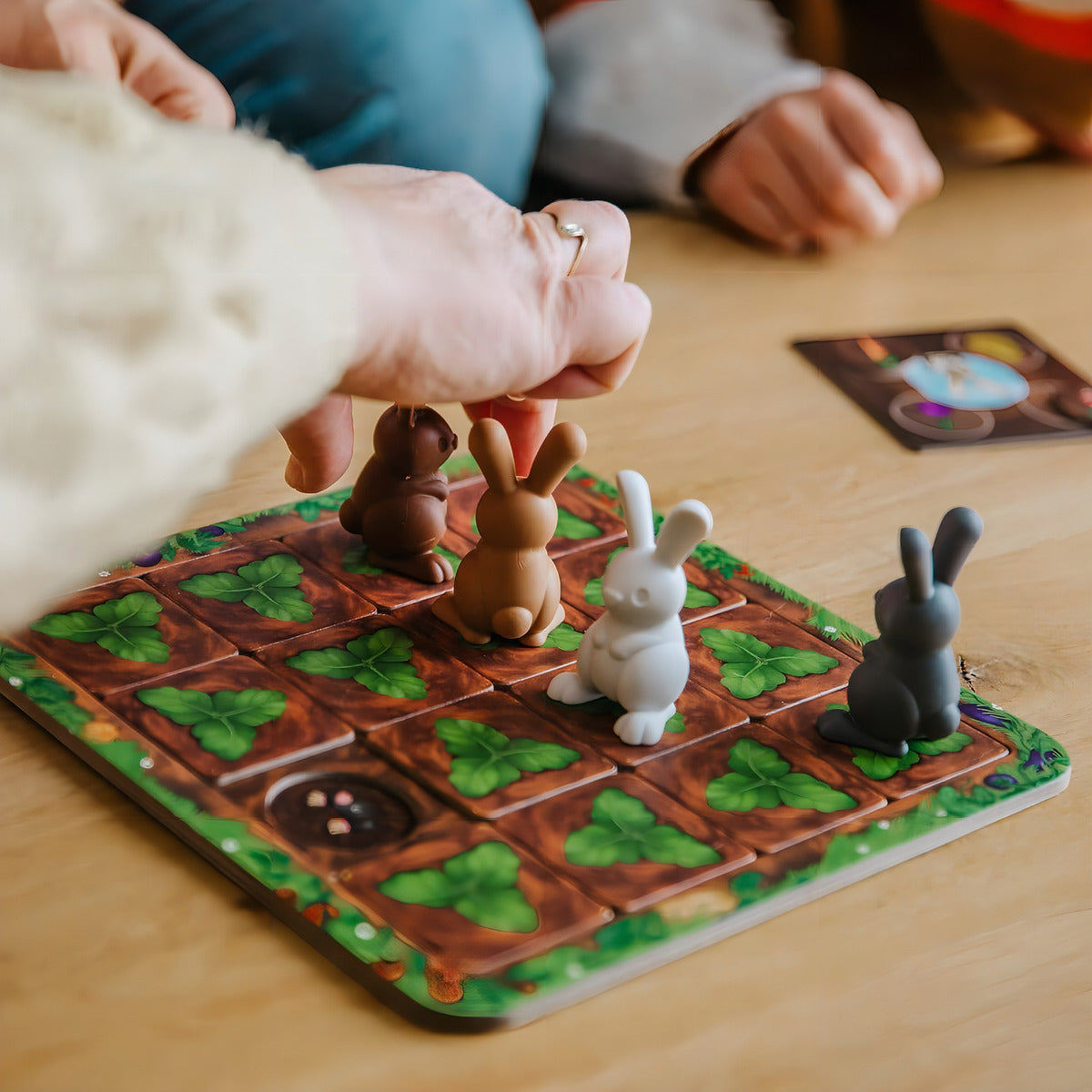 Smart Games Conejos Recolectores Juego De Lógica 4 Personas